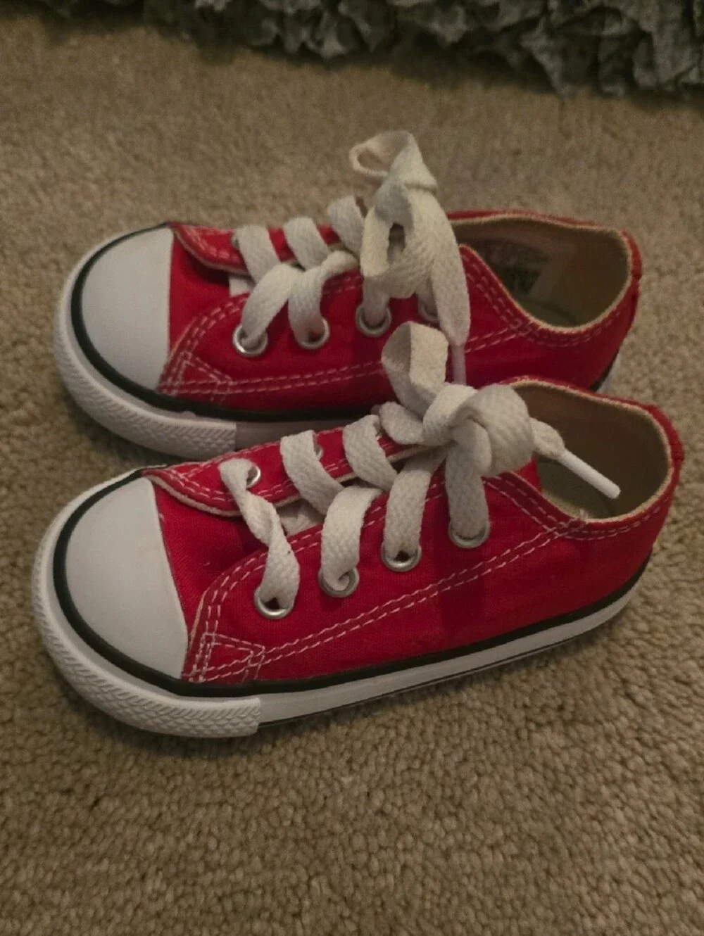Converse classic low